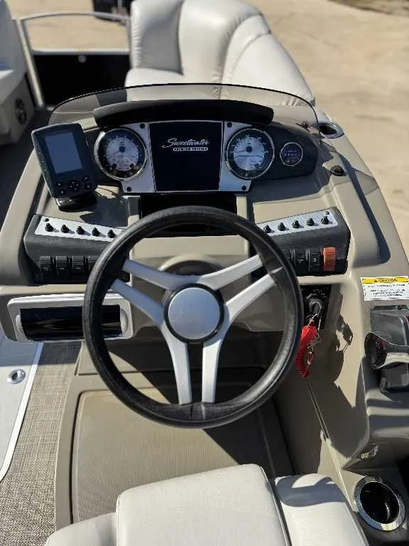 Slide: The Image of Godfrey SW 220 Premium 2016 - 13