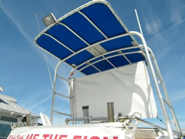 Slide: The Image of Morgan 31 Off Shore Fishing Cuddy 1985 - 1