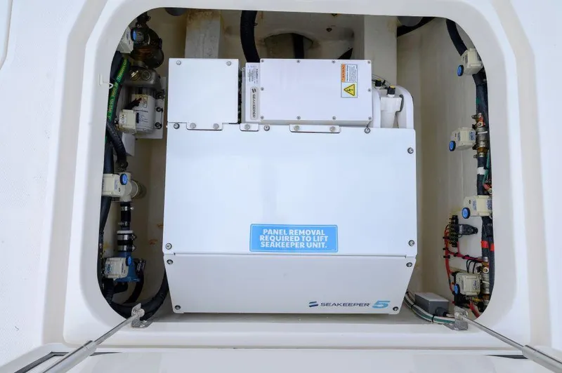 Slide: The Image of Seakeeper unit in 2023 SeaVee 420Z boat, showcasing advanced stabilization technology. - 17