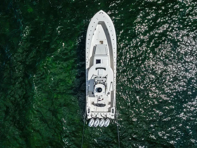 Slide: The Image of SeaVee 420Z 2023 - 30