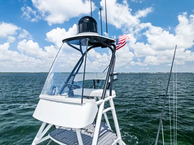 Slide: The Image of SeaVee 420Z 2023 - 36