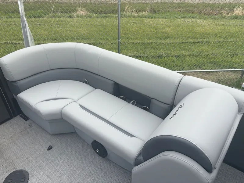 Slide: The Image of Luxurious seating in Bentley Pontoons LEGACY 223 NAVIGATOR TRI-TOON 2026. - 6