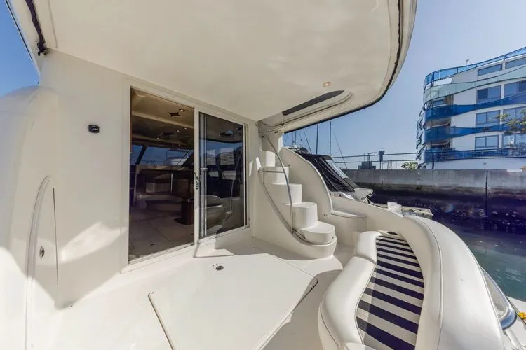 Slide: The Image of 2008 Meridian 391 Sedan Bridge - Image 16 - 16