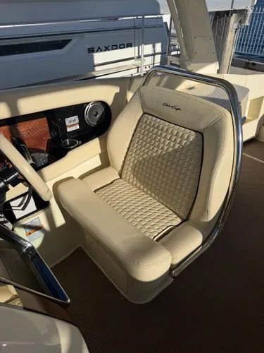 Slide: The Image of 2023 Chris-craft Launch 35 Gt - Image 17 - 17