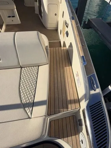 Slide: The Image of 2023 Chris-craft Launch 35 Gt - Image 5 - 5