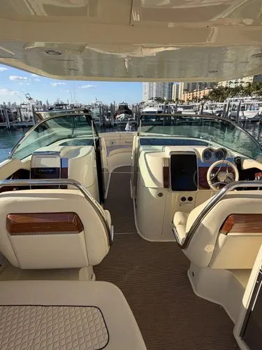 Slide: The Image of 2023 Chris-craft Launch 35 Gt - Image 9 - 9