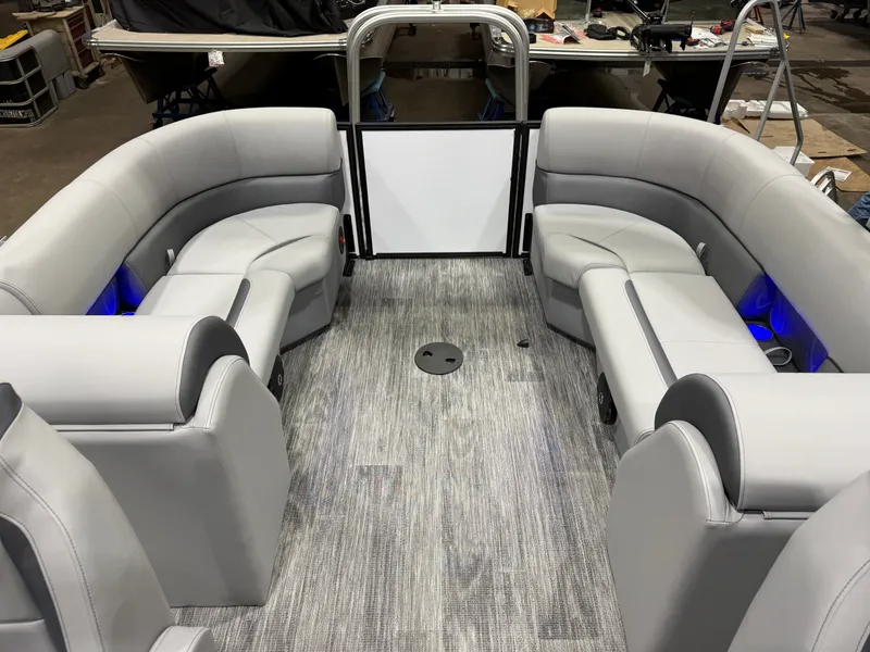 Slide: The Image of Bentley Pontoons Legacy 223 Navigator Quad Lounge Tritoon & Honda 4-Stroke EFI 2026 - 22