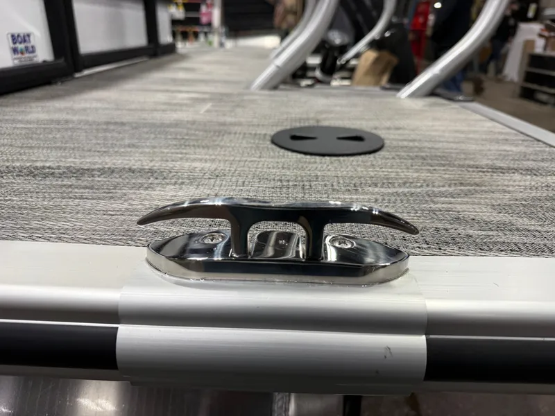 Slide: The Image of Bentley Pontoons Legacy 223 Navigator Quad Lounge Tritoon & Honda 4-Stroke EFI 2026 - 41