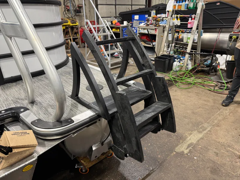 Slide: The Image of Bentley Pontoons Legacy 223 Navigator Quad Lounge Tritoon & Honda 4-Stroke EFI 2026 - 45