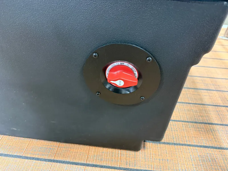 Slide: The Image of Bentley Pontoons Legacy 223 QSB Swingback Tritoon & Honda 4-Stroke EFI 2026 - 26