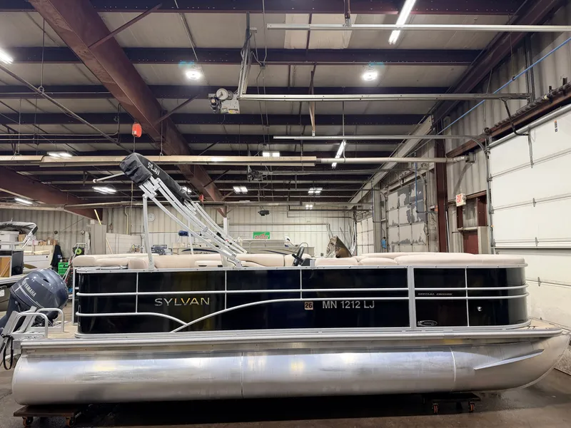 Slide: The Image of Sylvan Mirage 820 Cruise Special Edition Pontoon 2015 - 16