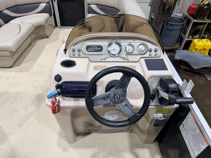 Slide: The Image of Sylvan Mirage 820 Cruise Special Edition Pontoon 2015 - 21