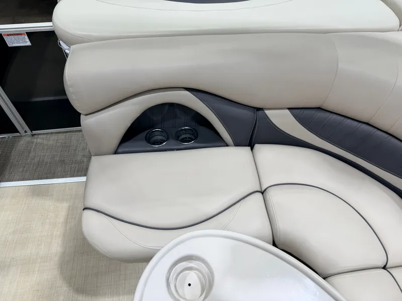 Slide: The Image of Sylvan Mirage 820 Cruise Special Edition Pontoon 2015 - 29