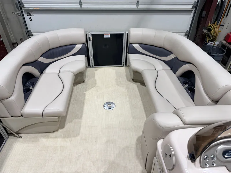 Slide: The Image of Sylvan Mirage 820 Cruise Special Edition Pontoon 2015 - 3
