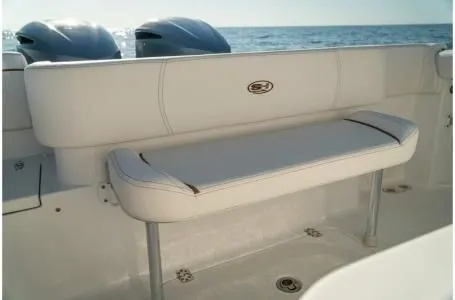 Slide: The Image of Sea Hunt Ultra 285 CB 2026 - 11