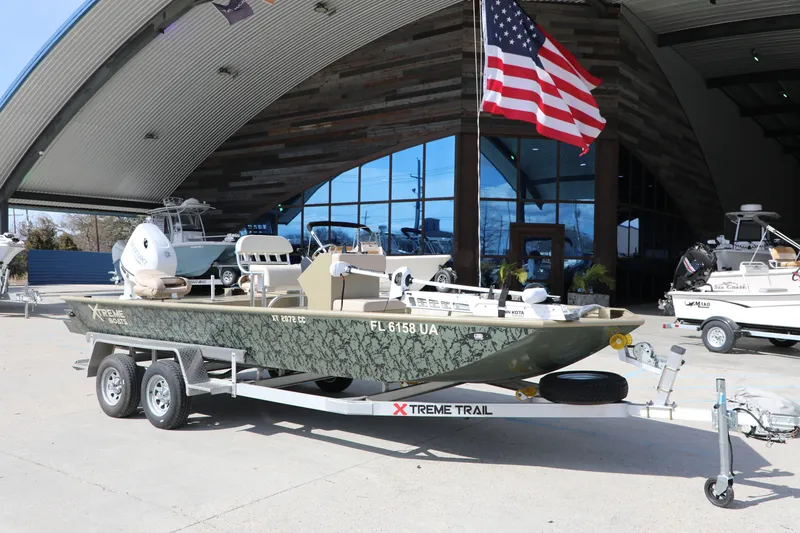 Slide: The Image of Xtreme Boats 2072CC 2025 - 9