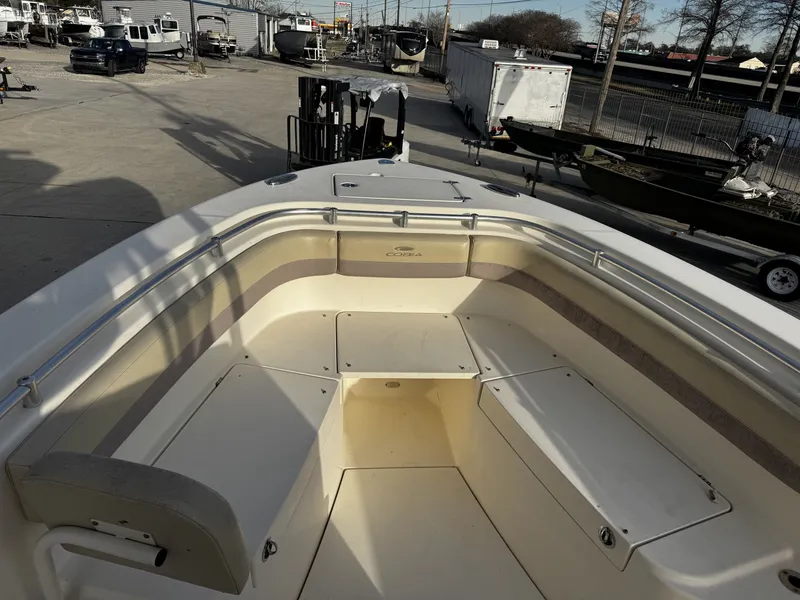 Slide: The Image of Cobia 277 Center Console 2017 - 14