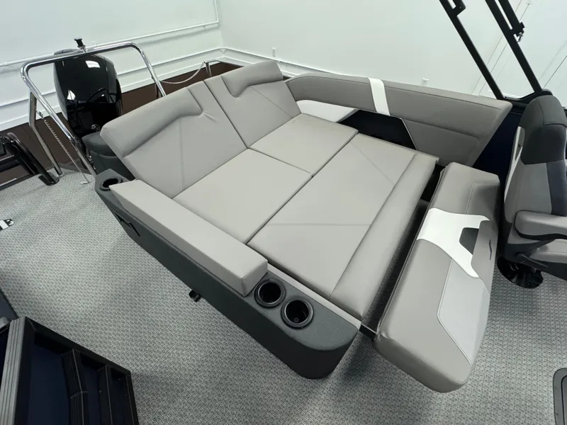 Slide: The Image of Evotti 521CS 2026 - 11