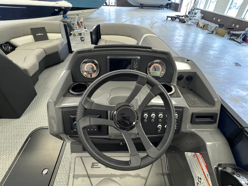 Slide: The Image of Evotti 521CS 2026 - 15