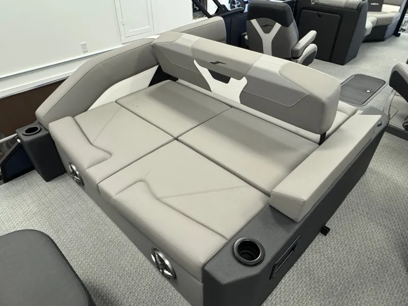 Slide: The Image of Evotti 521CS 2026 - 9