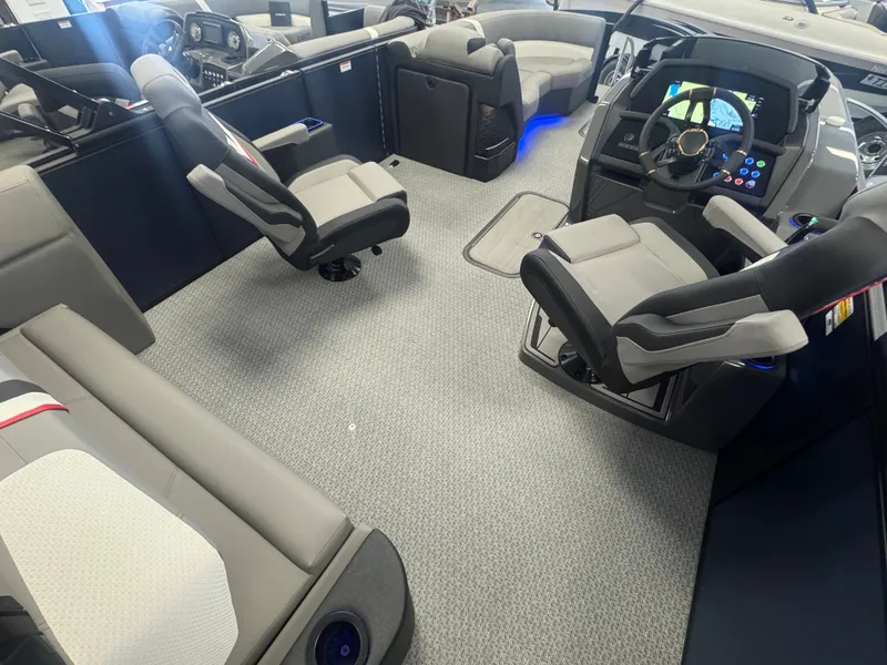 Slide: The Image of Evotti 723CS 2026 - 17