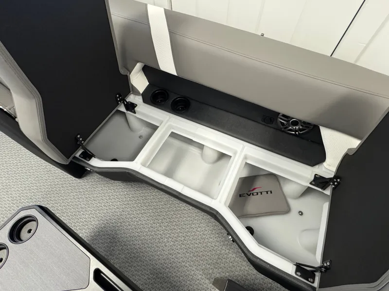 Slide: The Image of Evotti 723CS 2026 - 6