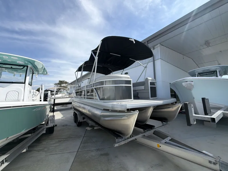 Slide: The Image of Sweetwater 2286 SBX 2026 - 10