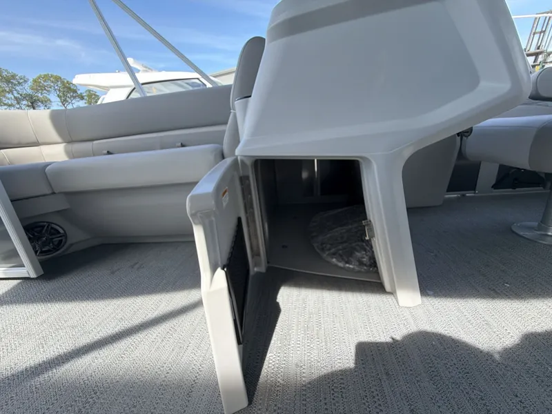 Slide: The Image of Sweetwater 2286 SBX 2026 - 20