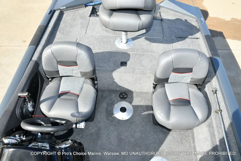 Slide: The Image of Tracker Pro team 175 TF w/60 Mercury 4 Stroke 2021 - 14