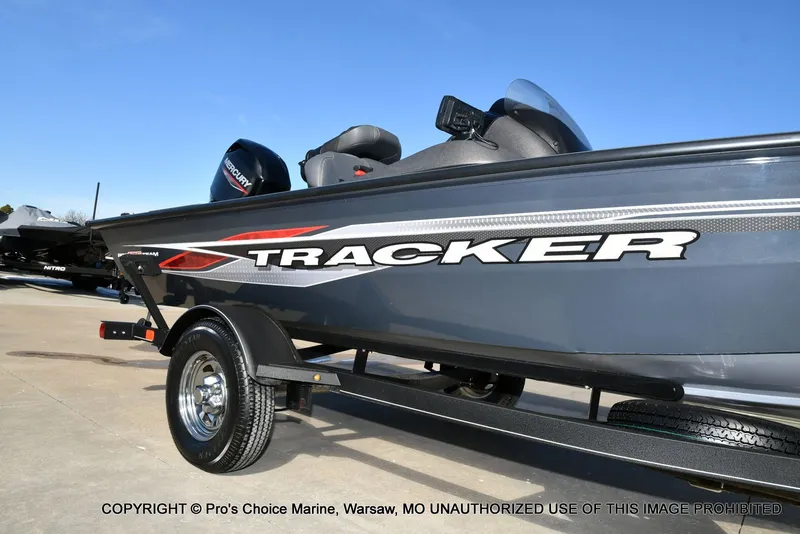 Slide: The Image of Tracker Pro team 175 TF w/60 Mercury 4 Stroke 2021 - 18