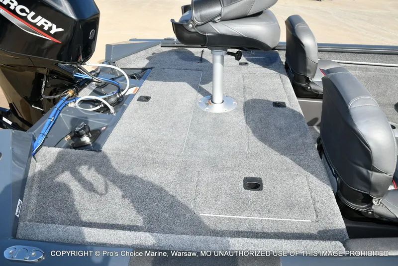 Slide: The Image of Tracker Pro team 175 TF w/60 Mercury 4 Stroke 2021 - 38