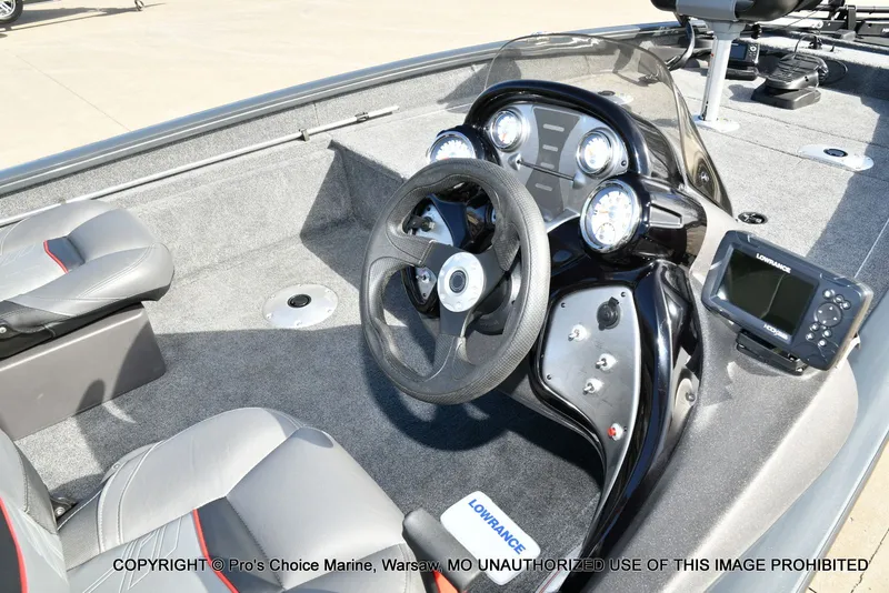 Slide: The Image of Tracker Pro team 175 TF w/60 Mercury 4 Stroke 2021 - 39