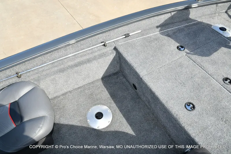 Slide: The Image of Tracker Pro team 175 TF w/60 Mercury 4 Stroke 2021 - 49