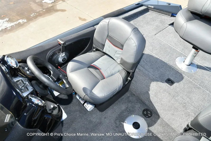 Slide: The Image of Tracker Pro team 175 TF w/60 Mercury 4 Stroke 2021 - 54