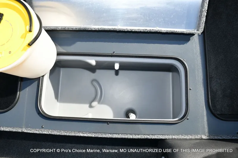 Slide: The Image of Tracker Pro team 175 TF w/60 Mercury 4 Stroke 2021 - 62