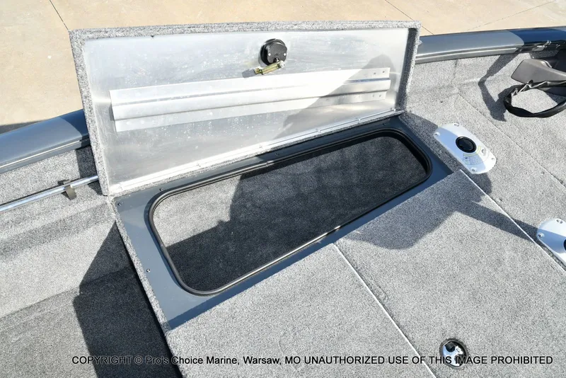 Slide: The Image of Tracker Pro team 175 TF w/60 Mercury 4 Stroke 2021 - 65