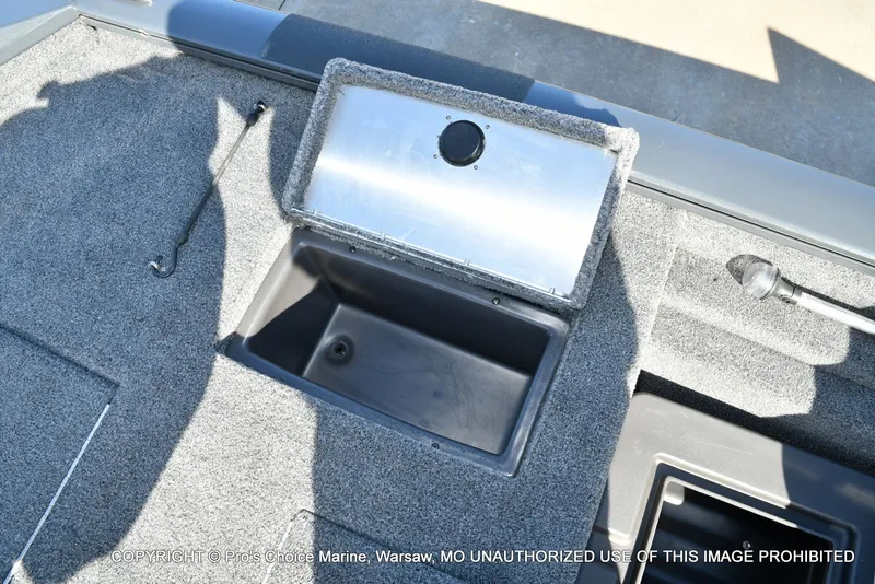 Slide: The Image of Tracker Pro team 175 TF w/60 Mercury 4 Stroke 2021 - 73