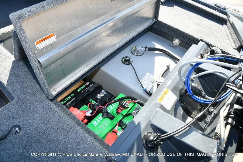 Slide: The Image of Tracker Pro team 175 TF w/60 Mercury 4 Stroke 2021 - 74