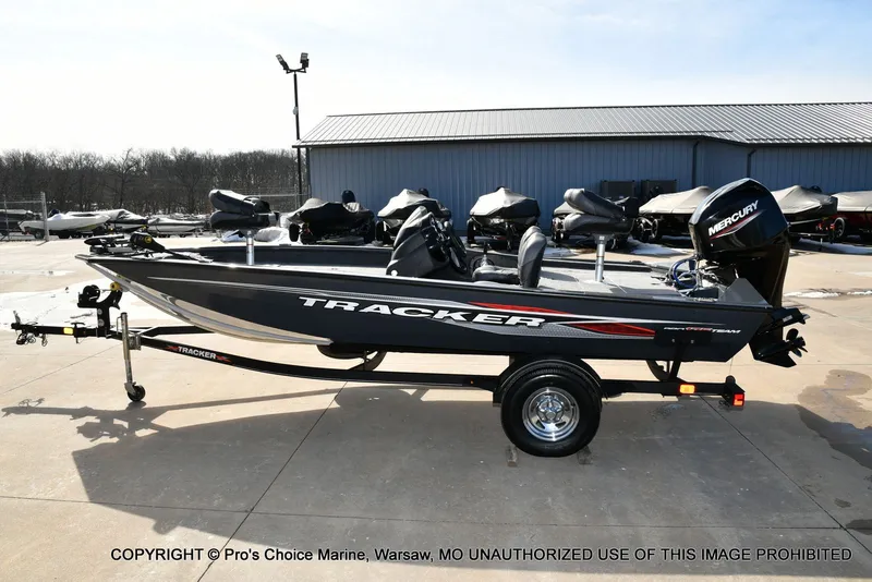 Slide: The Image of Tracker Pro team 175 TF w/60 Mercury 4 Stroke 2021 - 78