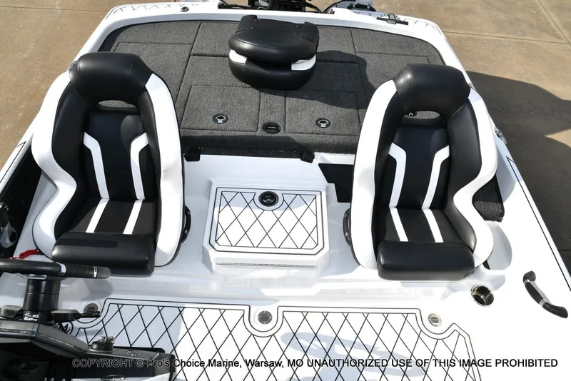 Slide: The Image of Nitro Z21 XL Pro 2025 - 16