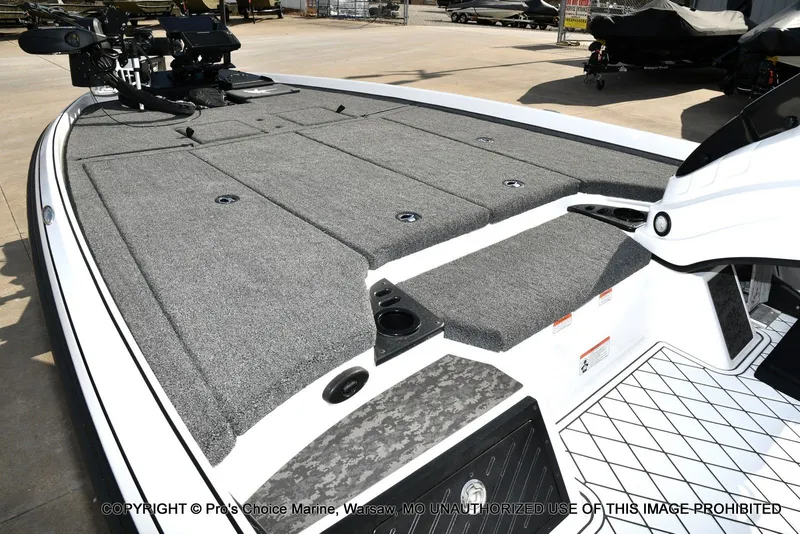 Slide: The Image of Nitro Z21 XL Pro 2025 - 17