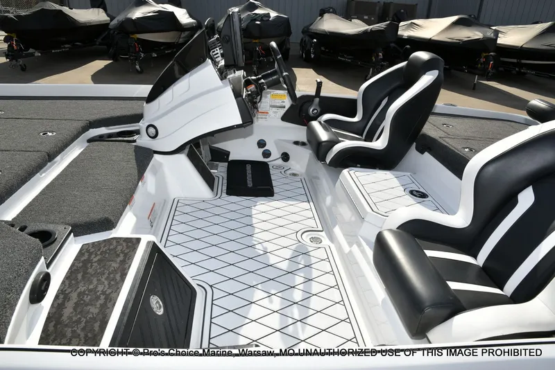 Slide: The Image of Nitro Z21 XL Pro 2025 - 18