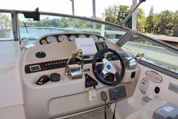 Slide: The Image of Chaparral 350 Signature 2002 - 5