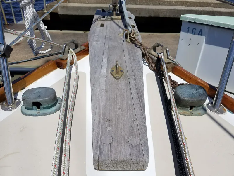 Slide: The Image of Cape Dory Sloop 1983 - 11
