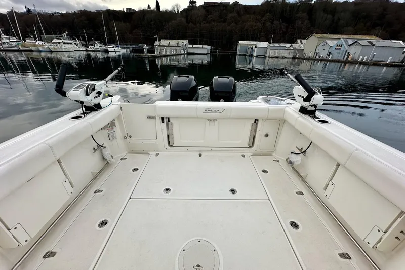 Slide: The Image of Boston Whaler 285 - Cockpit Looking Aft - 11
