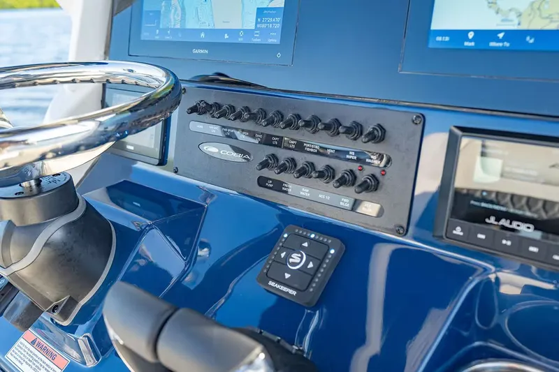 Slide: The Image of Cobia 245 Center Console 2026 - 20
