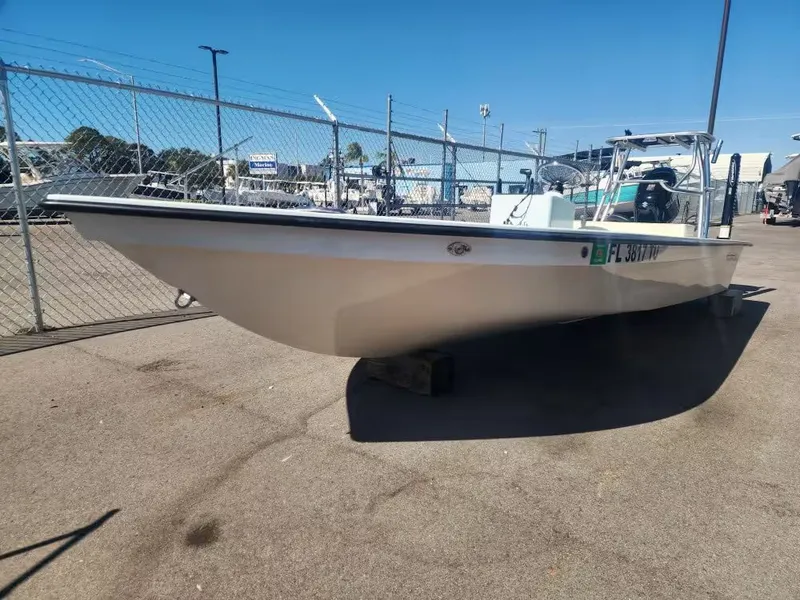 Slide: The Image of East Cape 18 EVO V 2024 - 4