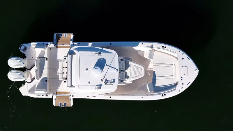 Slide: The Image of Grady-White Coastal Explorer 321 2026 - 5