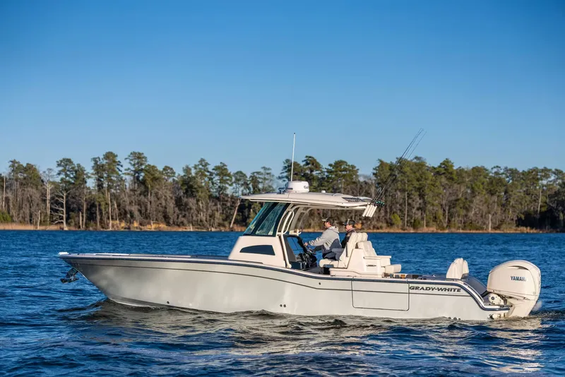 Slide: The Image of Grady-White Coastal Explorer 321 2026 - 3