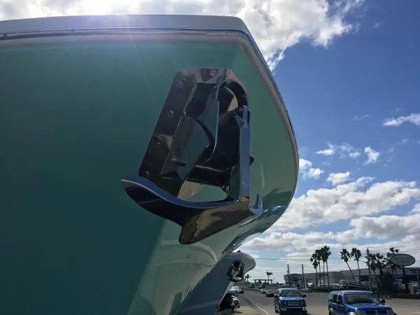 Slide: The Image of Regulator Marine 34SS 2018 - 4